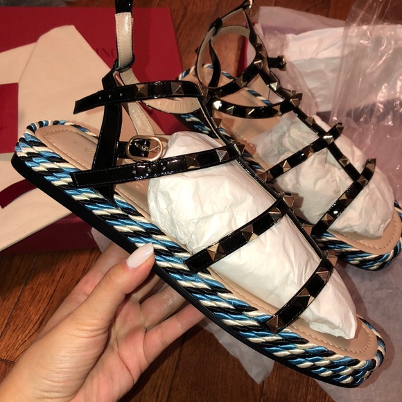 Brand New Valentino Flats - Picture 4 of 5